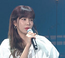 헤이즈, '헤픈 우연' 촉촉한 라이브 무대...주요 음원 차트 최상위권