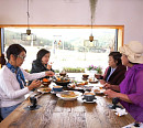 나이 동갑 혜은이ㆍ김영란, 무기력증 고민…브런치 카페서 수다 삼매경(박원숙의 같이 삽시다)