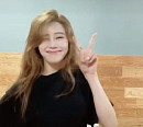 [비즈★SNS] 치어리더 서유림, 박현빈 '한판뜨자' 챌린지 참여…심쿵 유발 눈웃음
