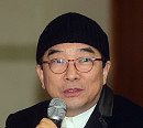 가수 김수철, 나이 65세 올타임 레전드 '연중 라이브' 소환…가요계 작은 거인