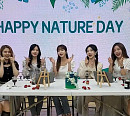네이처, 데뷔 3주년 기념 V LIVE 성료…팬들과 소통 '특급 팬사랑'