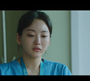 '슬의2' 쌍둥이 인턴 장윤복(조이현), 엄마 생각에 눈물 "저도 그랬었는데…"