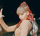 블랙핑크 리사, 'MONEY' 퍼포먼스 비디오 공개 '강렬 힙합 스웨그'