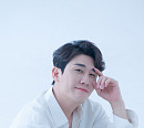 영탁, 팬카페에 음원 사재기 연루 의혹 카톡 내용 부인 "수사기관 출석 조사 무혐의" [전문]