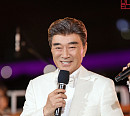'세대 통합의 아이콘' 이덕화, '헬로 트로트' MC 출격