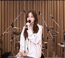 JYP 신인 걸그룹 멤버 해원, 파워풀한 보컬+청순 비주얼 '눈길'