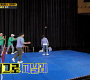 '런닝맨' 최형인ㆍ유선명 PD, 전소민 버금가는 몸개그 족구 '대폭소'