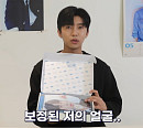 임영웅, 2022 시즌그리팅 키트 언박싱 영상 공개…달력 등 다양한 구성품 종류 소개