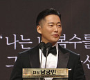 [종합] 남궁민, '2021 MBC 연기대상' 영예의 대상 "진아름 사랑한다"…올해의 드라마 '옷소매 붉은 끝동'