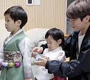 최민환 나이 5살 아들 재율이, 장난감 고르다 울음 터뜨린 사연은?