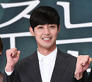 김현중, 콘서트서 비연예인과 결혼 발표 "결혼식 생략…예비 신부=일반인" [공식]