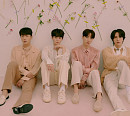 하이라이트, 'DAYDREAM' 3종 비주얼 공개 완료…봄의 전령 변신
