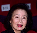 법원, '알츠하이머 투병' 배우 윤정희 딸 성년후견인 지정