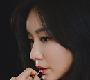 ‘그리드’ 김아중, 거대한 세계관 이끈 압도적 연기