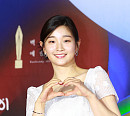 박소담, 갑상선 유두암 수술 후 첫 공식 석상 "열심히 회복 중"