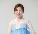 송가인, 대한민국 관문 '인천국제공항 명예 수문장' 임명…축하무대도 펼친다