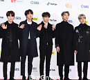 [비즈 스톡] 하이브 주가, 3% 상승…방탄소년단(BTS) 백악관 초청 효과