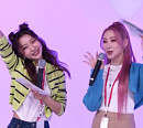 시크릿넘버 민지ㆍ진희, 'Secret Airlines' MC 출격…팬들과 소통 열일