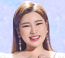 '열일' 송가인, 전국생활체육대축전 축하공연→'드림콘서트 트롯' 출연 확정
