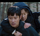 [종합] '우리들의 블루스' 이동석, 강옥동과 양아버지 제사…마지막회 김혜자 죽음 예고 "나 죽으면 울지도 말라" 이병헌 "엄마"