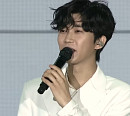 임영웅, 유튜브에 '무지개' 공연 실황 공개 "나의 빛나는 별들에게"