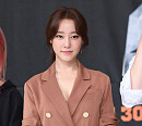 고우리, 열애 인정 "나이 5세 연상 사업가 남자친구와 1년째 교제 중" [공식]