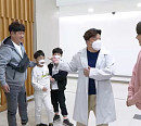 최민환, 가족들 위해  KBS 방송국 투어ㆍ가상 스튜디오(VR) 체험 일일 가이드