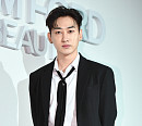 슈퍼주니어, 은혁 부친상 비보에 마닐라 공연 취소…멤버ㆍ팬 은혁 아버지 애도
