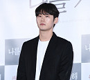 배우 이학주, 11월 결혼…예비 신부는 비 연예인 "비공개 진행"