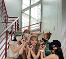 아스트로ㆍ선미ㆍ청하 등 최유정, 첫 솔로 활동 훈훈한 응원 릴레이