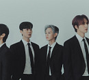 ‘7일 컴백’ 하이라이트, 블랙 슈트로 완성한 완벽 비주얼