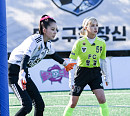 '골 때리는 그녀들(골때녀)' FC 탑걸 멤버 다영, 오범석 감독 'FC 구척장신'과 맞대결…조 1위 경쟁