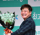 윤정수, 박수홍 결혼식 불참 손절설 반박 "당시 촬영중…축의금 두둑히 보내"