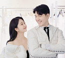 박수홍♥와이프 김다예, 인스타에 결혼식 웨딩 화보 추가 공개…선남선녀 미소