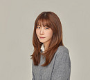 김이나, 에세이 ‘내 안의 어린아이에게’ 출간 기념 라이브 진행…팬들과 공감 소통