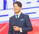 '미스터트롯2' 김용필, 신인선 소속사 빅컬쳐엔터와 전속 계약…아나운서에서 가수로 전업