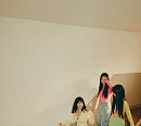 에이디야, 유니크한 비주얼→통통 튀는 매력…'요즘 아이들' 그 자체