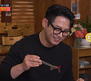 '전참시' 테이, 매니저 어머니 일산 정육점 한우 식당 맛집 농원 방문 '매니저 세트' 먹방 "육쌈이로구나"