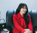 '이로운 사기' 천우희, 재벌 집 막내딸 변신…중년 남성의 정체는?