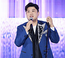 김호중 소속사, 김호중 공연ㆍ광고 관련 사칭 피해 주의…외부서 이뤄지는 계약 없어"
