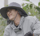 '부산촌놈 in 시드니' 배정남, 에스더와 함께 열정 카페 업무…이시언, 다니엘 청소→타일 시공 완벽 변신