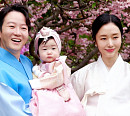 이정현 딸 서아 돌잔치, 사랑스러운 아기 미소…남편의 로맨틱한 집 요리는?