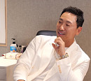 '사장님 귀는 당나귀 귀' 라이머, 나이 46세 소속사 대표…와이프 안현모 없이 그리ㆍ한해와 맛집 방문