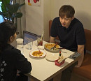 '나혼자산다' 비투비 이창섭, 수원 이사 집+10년차 복싱 실력 공개→고향 여자 사람 친구(여사친) 식당서 수다
