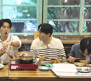 손태진ㆍ에녹ㆍ신성, ‘장미꽃 필 무렵’ 촬영지 강원도 정선 나전역에서 물 닭갈비 & 콧등치기 국수 맛에 홀릭