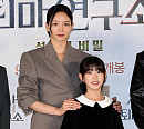 '천박사' 이솜&박소이, 찐 자매 케미 '눈길'→무대인사 등 훈훈한 ‘솜&소이 자매’