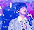 이찬원, 부산 밤 빛냈다…'굿밤 트롯'서 트위스트고고→무반주 메들리