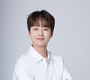 이찬원, '써클차트 뮤직 어워즈' 트로트 부문 올해의 장르상 수상 "팬들에게 감사"