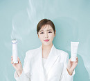 송가인, 전 세대 아우르는 광고 퀸…프리미엄 홈케어 브랜드 모델 발탁
