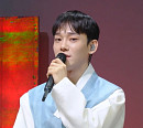 '레드카펫' 첸, 한복 입고 '질풍가도' 열창…이효리도 감탄한 '고음 천재'